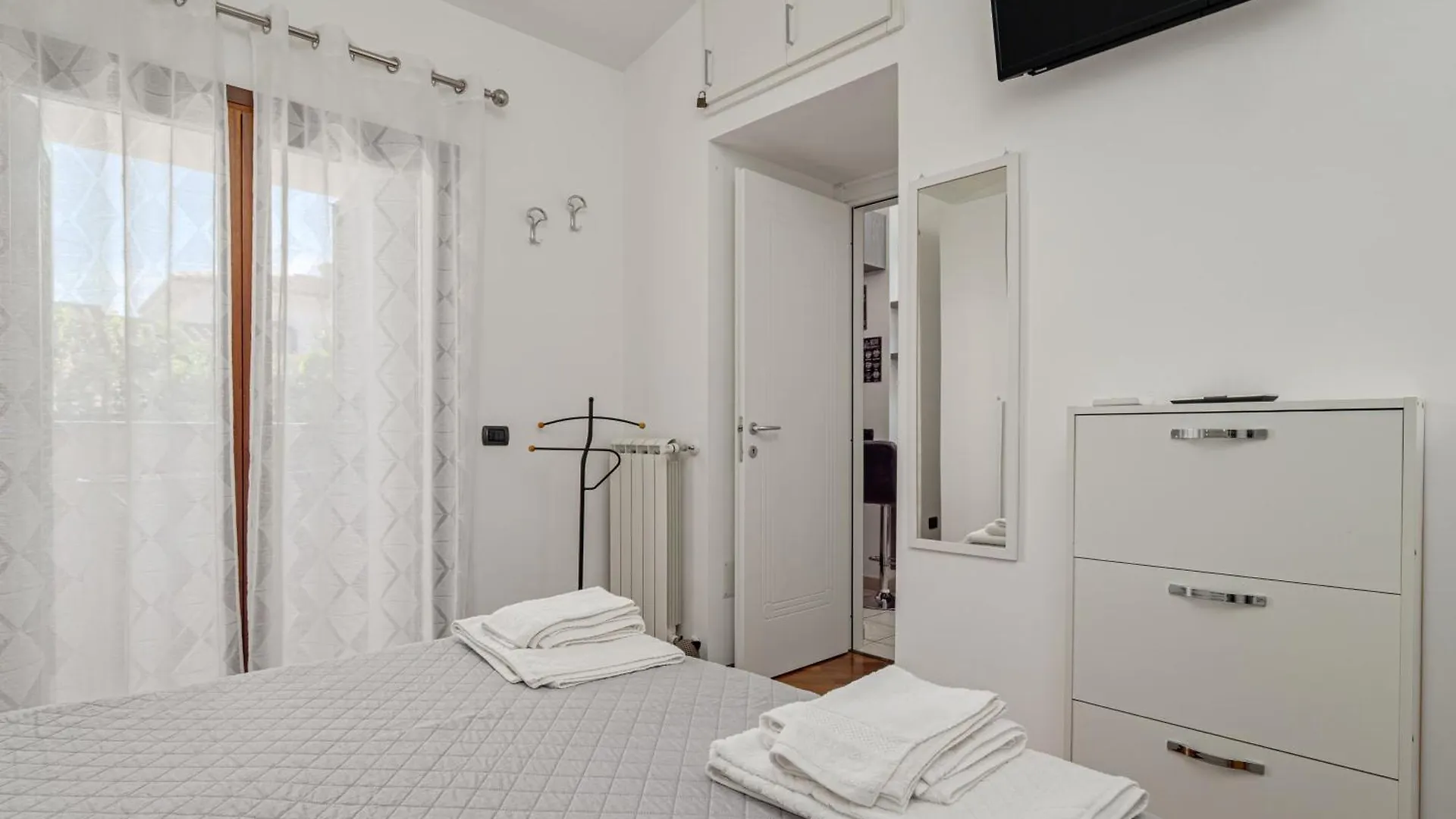 Il Borghetto Guest House אולביה 0*,  איטליה