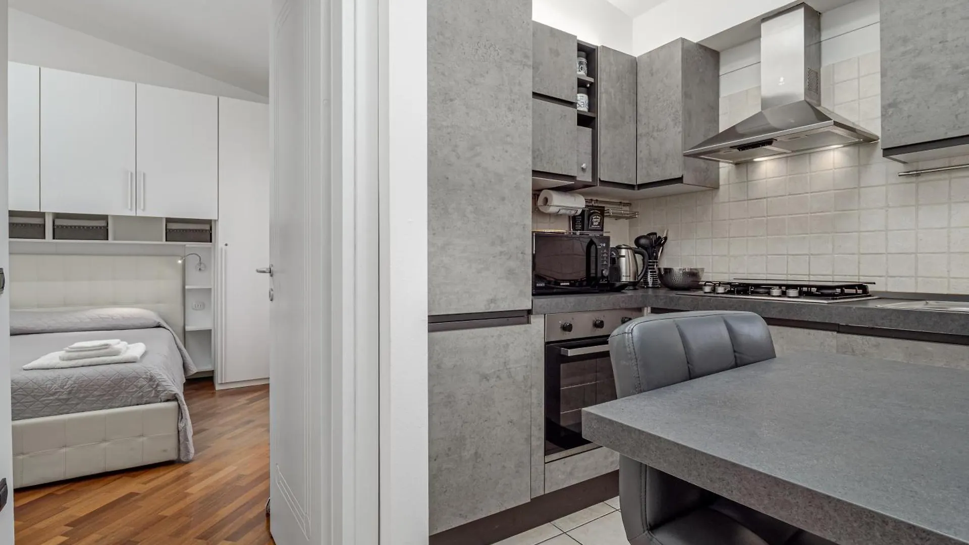 Il Borghetto Guest House אולביה בית נופש