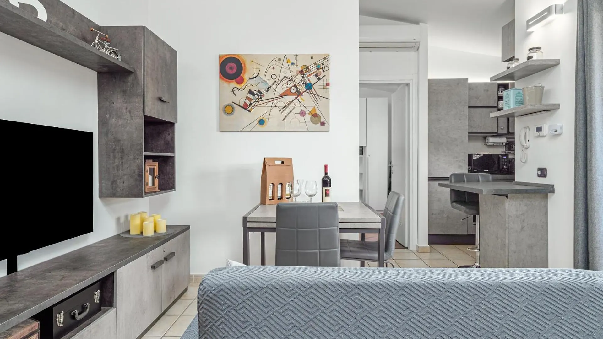 Il Borghetto Guest House אולביה 0*,